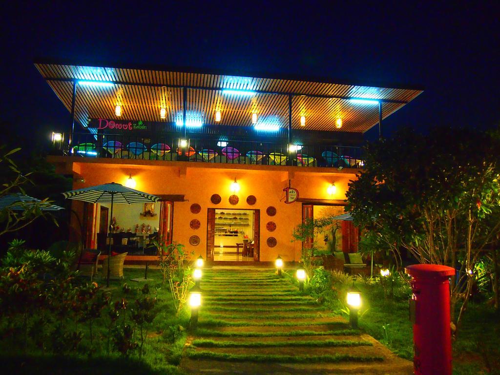Donut Resort Mae Sai Exterior photo